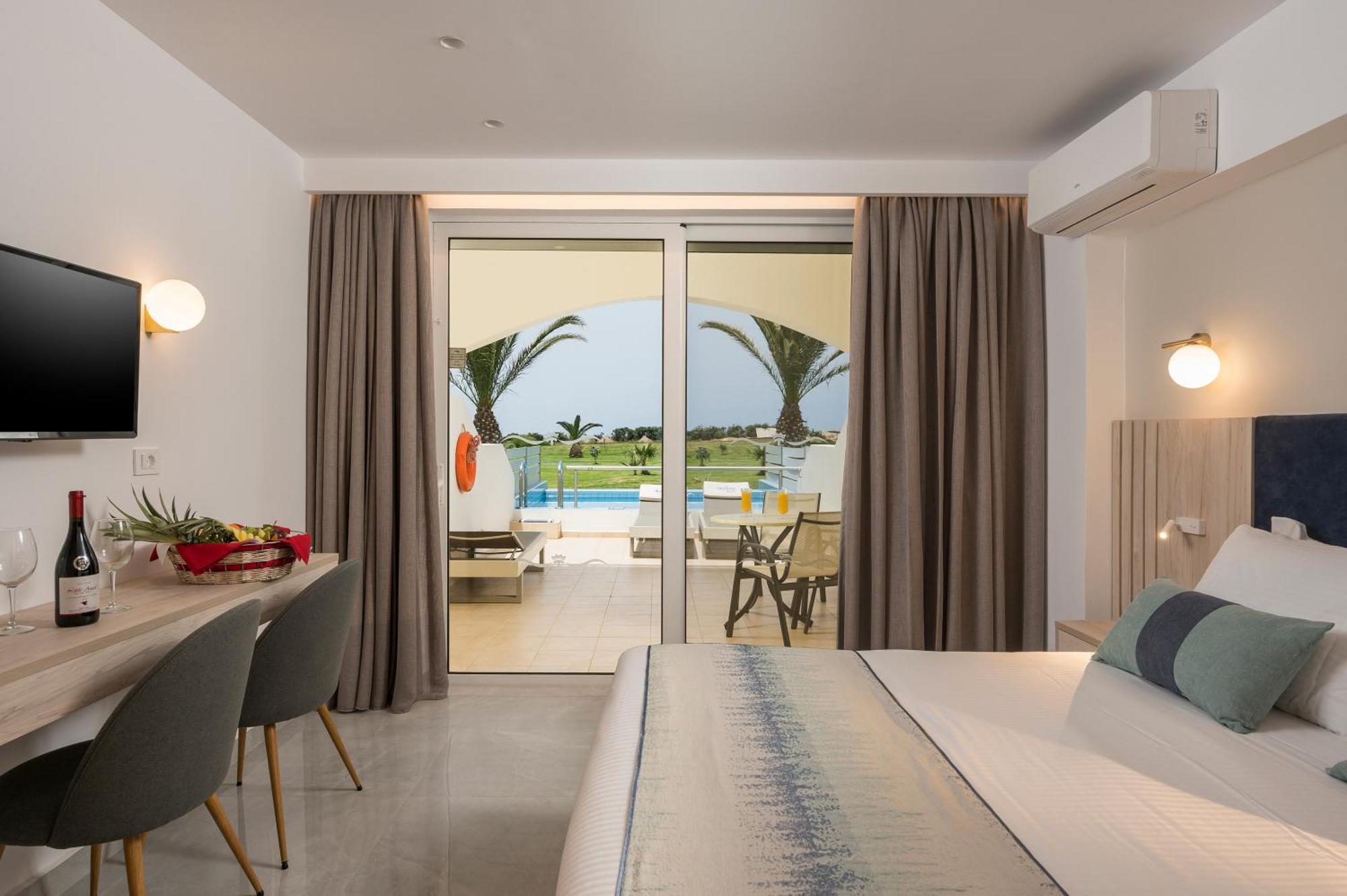 Vantaris Palace Paralia Kourna 외부 사진