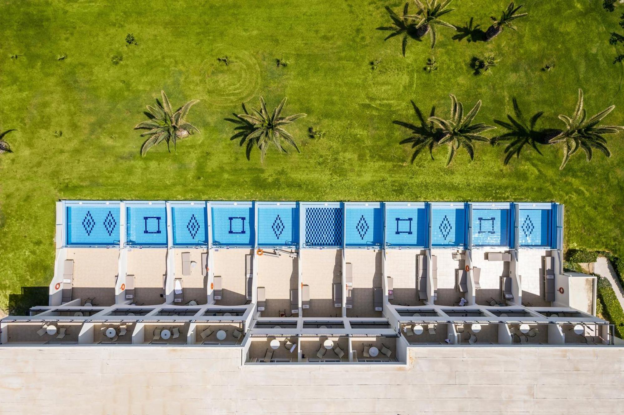 Vantaris Palace Paralia Kourna 외부 사진